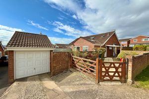 Bungalow & Garage- click for photo gallery